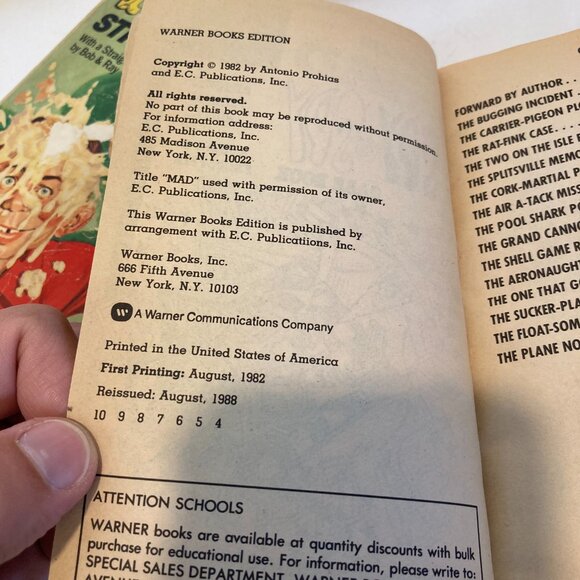 Lot of 5 Vintage 1960s 70s 80s Mad Magazine Books Howling Orbit Invisible Spy - Picture 7 of 9